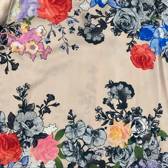 Silky Victoria’s Secret Pajama Top, Floral Button-up w/ Neon Pink Piping, Pocket - Picture 11 of 14